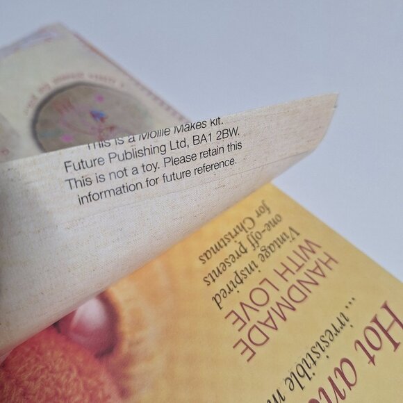 Mollie Makes UK Magazine Issue 7 2011 Mug Cosies DIY Crafts With Buttons Kit - Picture 2 of 11